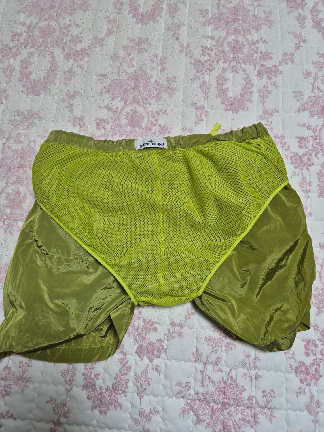 새상품급-M-30 스톤아일랜드 메탈나일론 반바지 상품이미지7