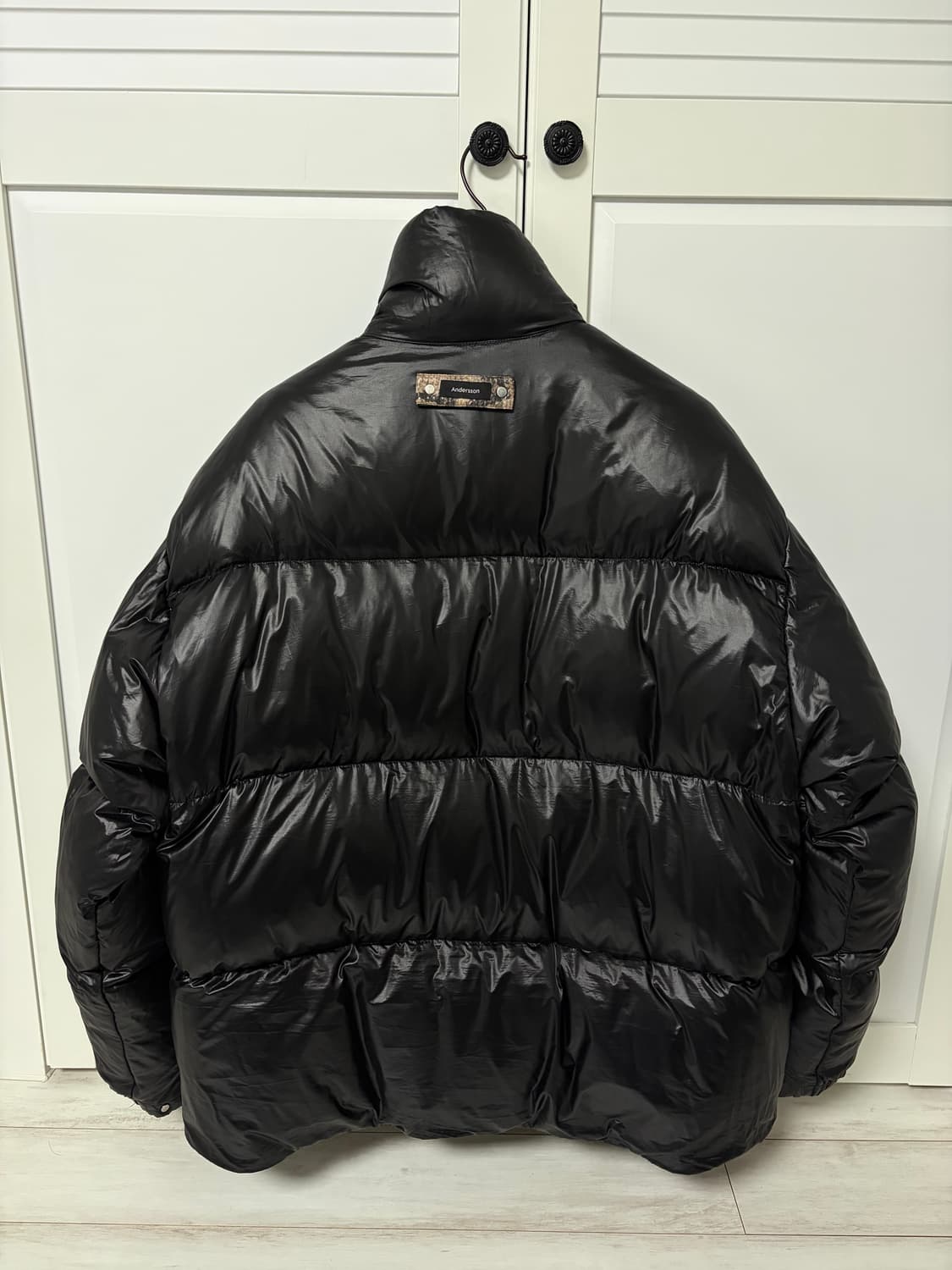 앤더슨벨 Andersson Bell 노아 파이톤 리버시블 다운 패딩 L 상품이미지4