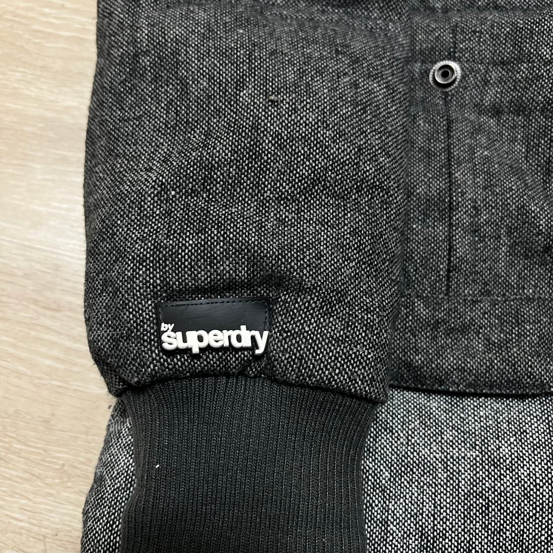 슈퍼드라이 빈티지 프리미엄 블랙라벨 헤링본 롱패딩 [그레이] M/95 상품이미지5