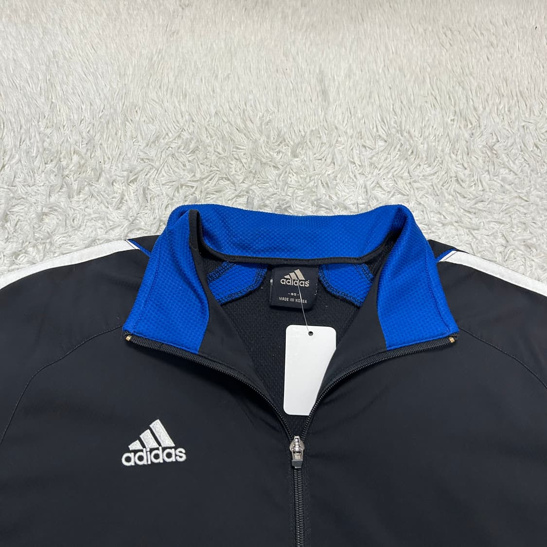 Adidas black windbreaker 상품이미지6