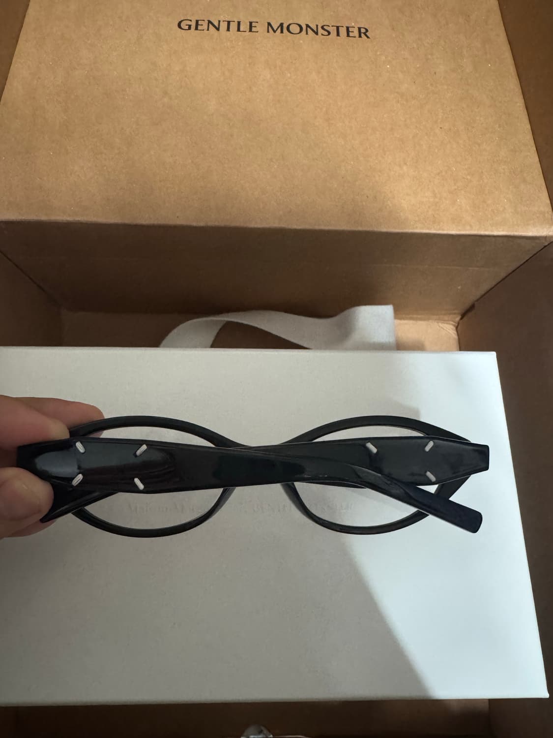 젠틀몬스터 마르지엘라 MM209 블랙클리어 상품이미지3