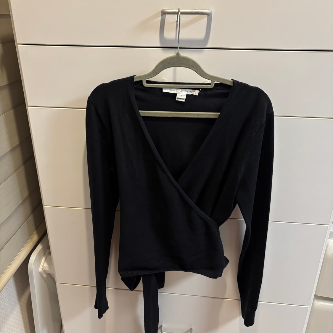 DVF 다이앤 본 퍼스텐버그 블랙 랩 니트 가디건 M 상품이미지3