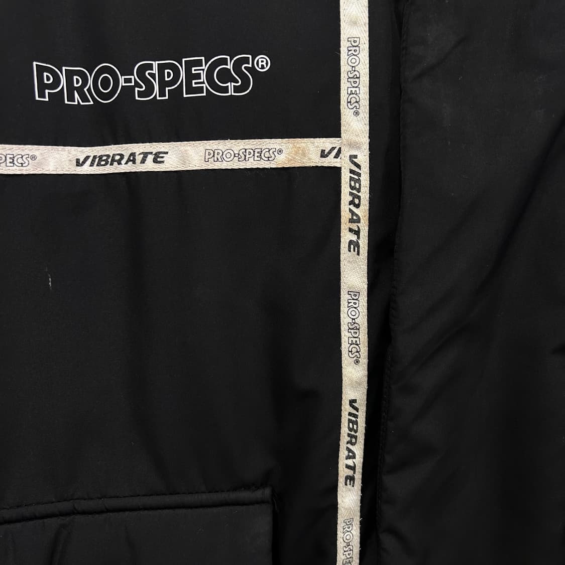 프로스펙스 X 바이브레이트 구스다운 다운파이핑 푸퍼 자켓 상품이미지4