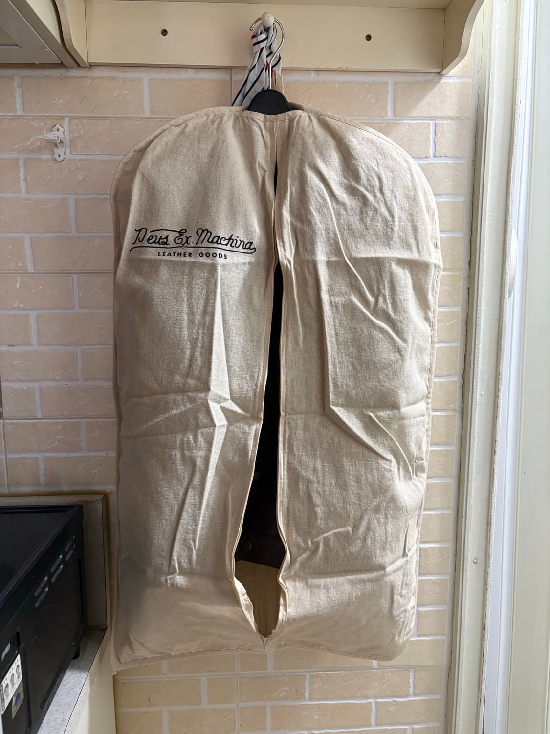 데우스엑스마키나 - 램스킨 레더 트러커 상품이미지10