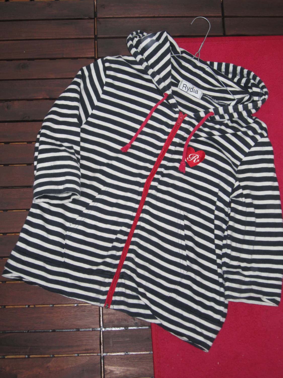 vintage stripe heart patch hood zipup 상품이미지2
