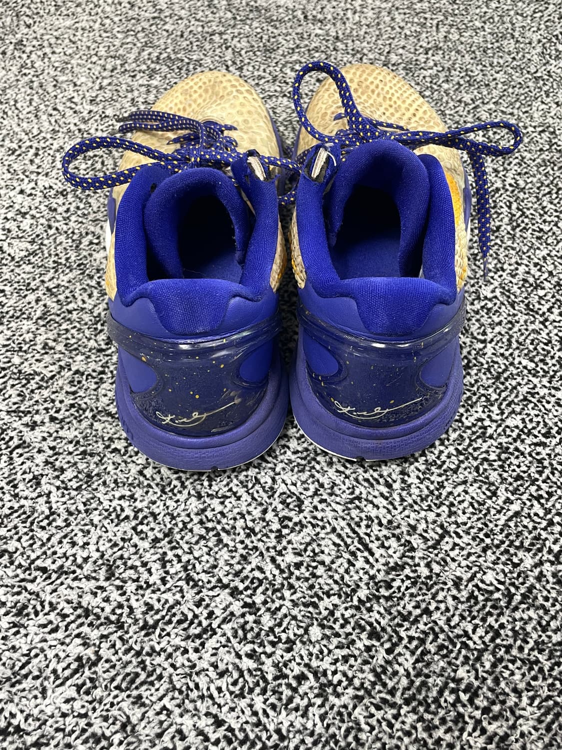 빈티지9. 나이키 붐 코비 6 레이커스 홈 스니커즈 농구화 운동화 상품이미지3