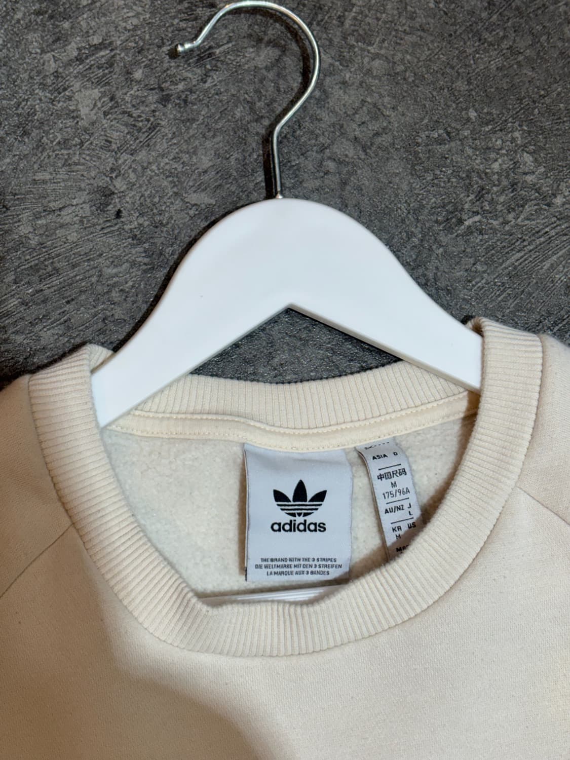 아디다스 바시티 크루넥 맨투맨 M사이즈  상품이미지5