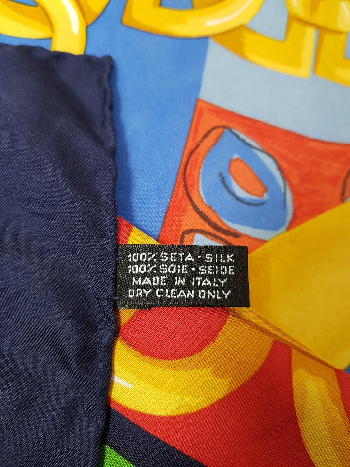 [정품] 셀린느 실크스카프 상품이미지8