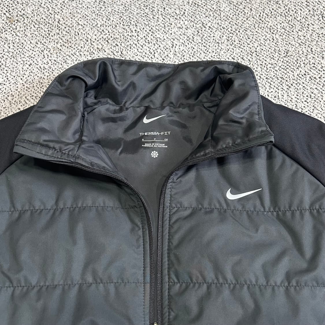 나이키 러닝베스트 상품이미지3