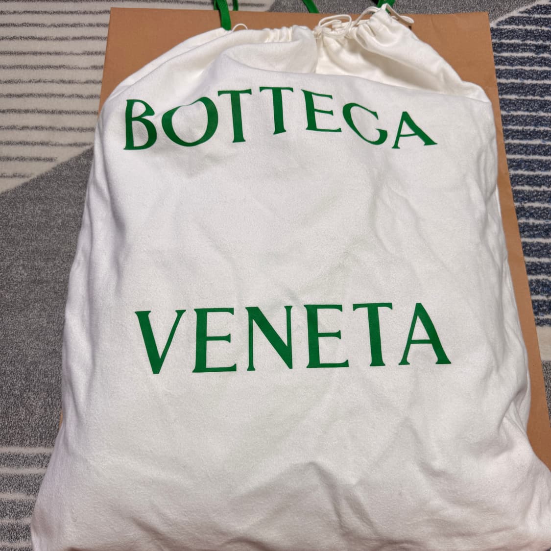 Bottega Veneta 보테가베네타 인트레치아노 토트백 새상품 상품이미지10