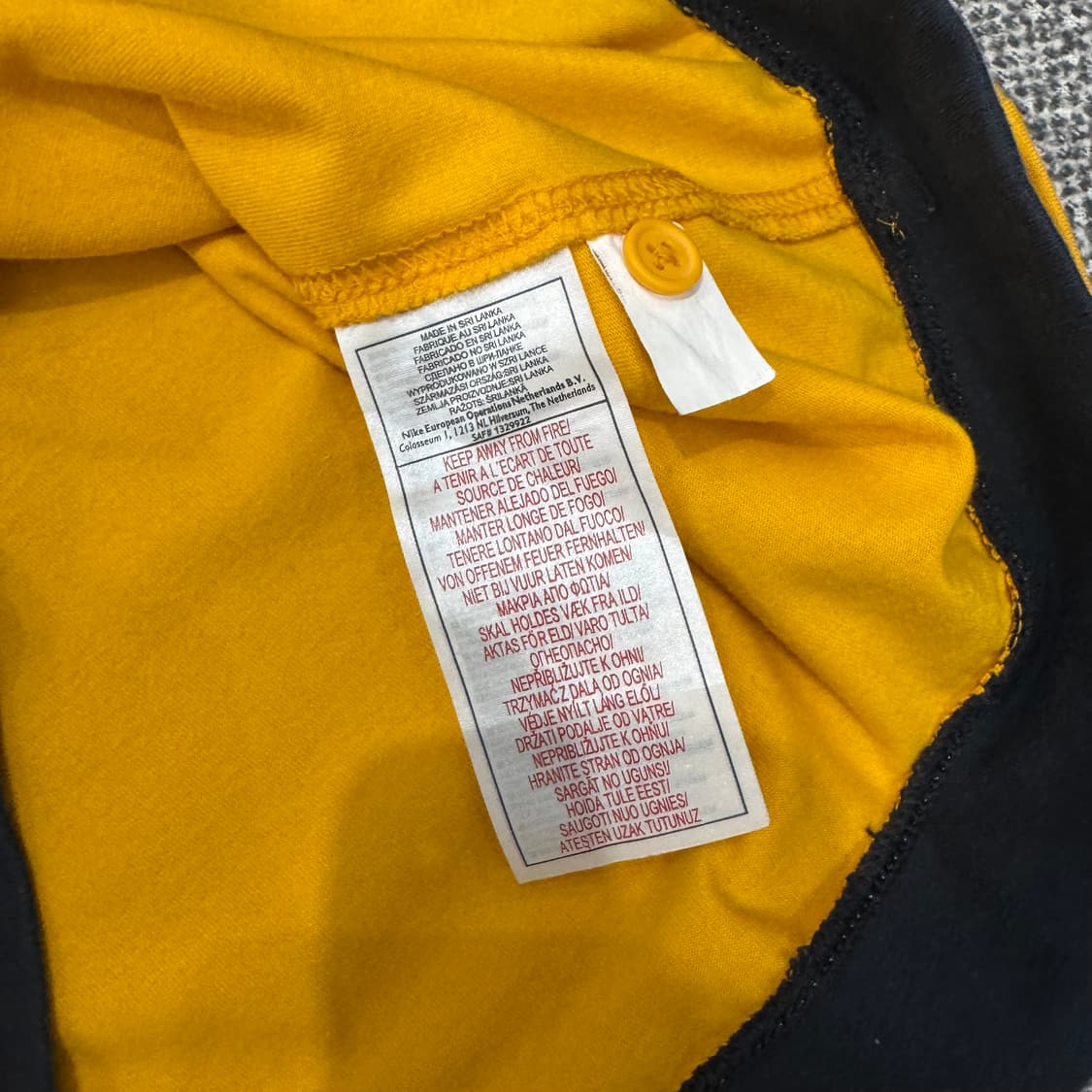 나이키 유벤투스 올드 옐로우 드릴탑 상품이미지6