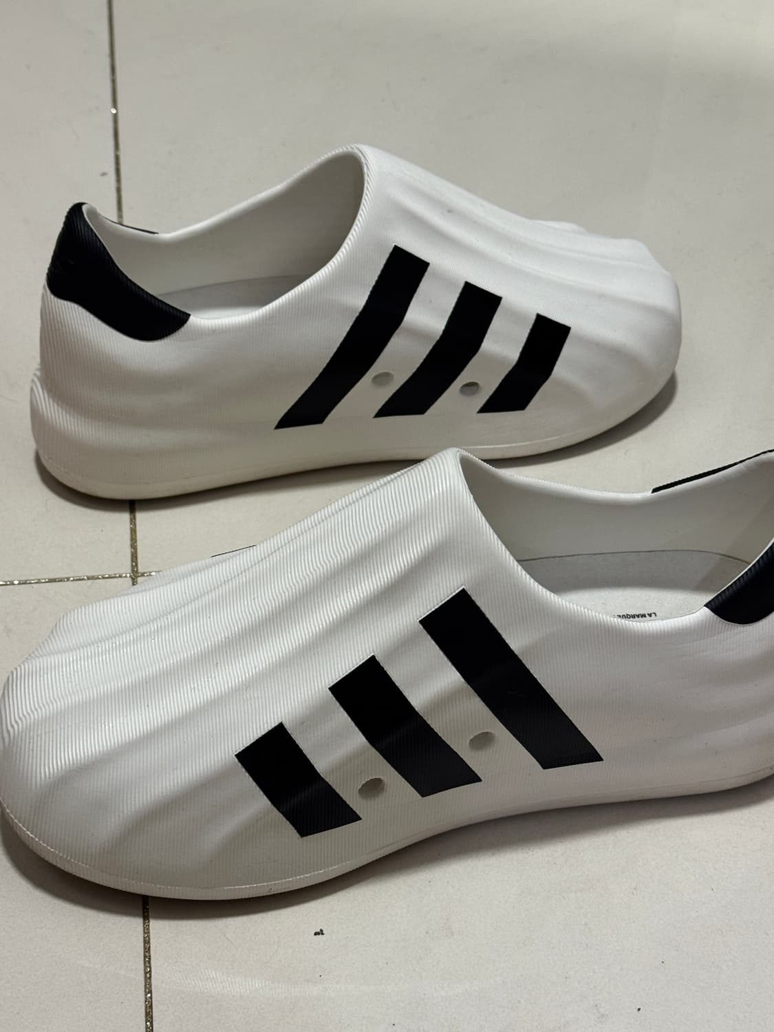 아디다스 아디폼 슈퍼스타 코어 화이트 275 상품이미지1