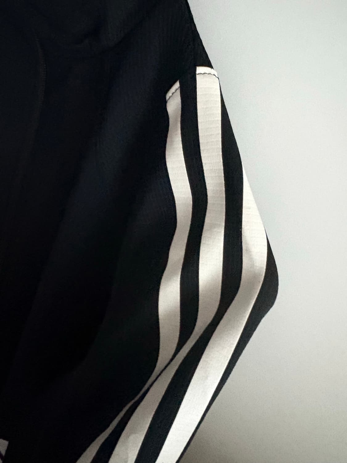 아디다스 포모션 검은색 트랙 자켓 져지 트랙탑 L 100 상품이미지3