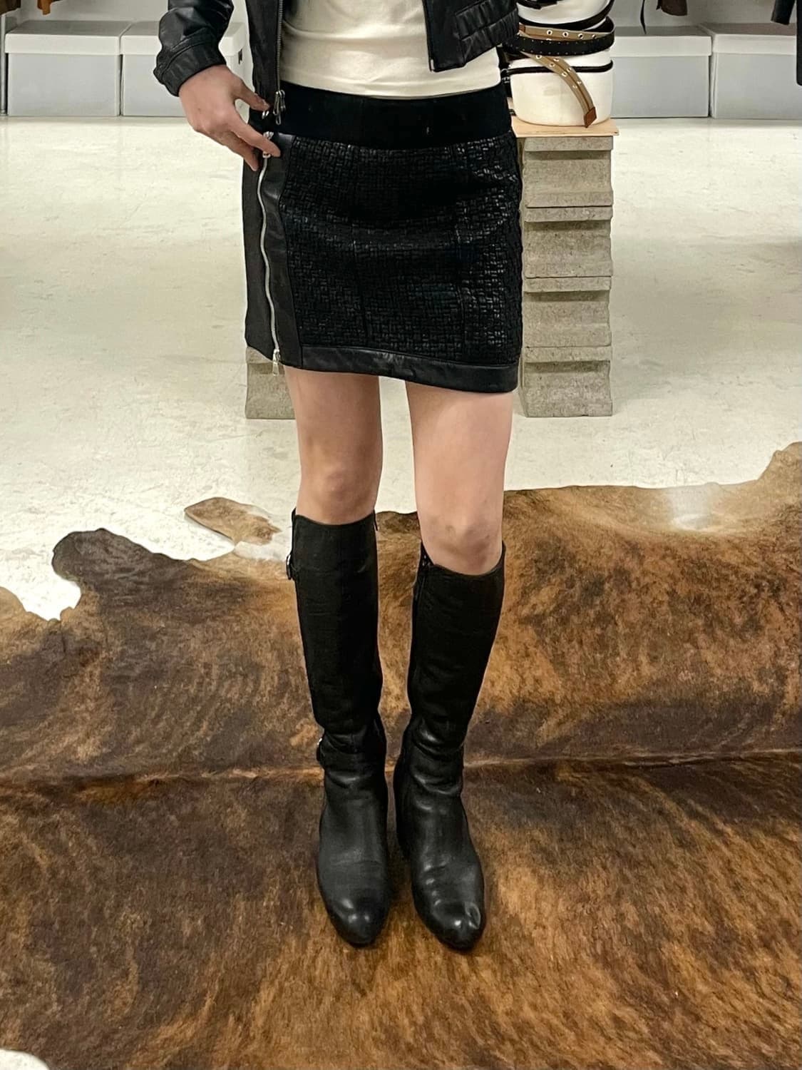 DIESEL BLACK GOLD leather skirt 상품이미지1