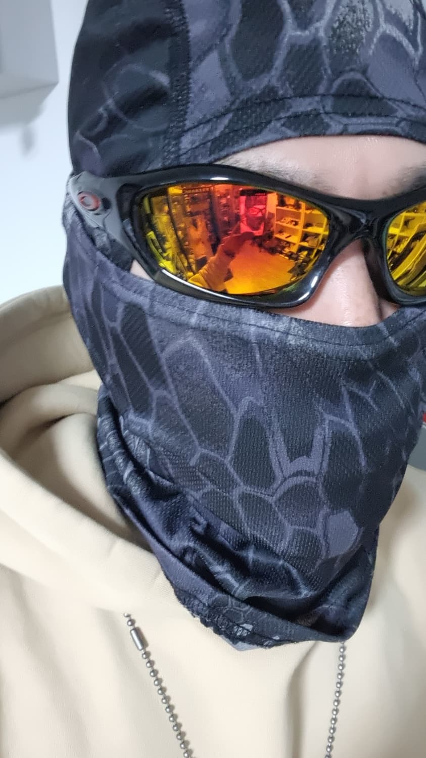 오클리 몬스터독 블랙 루비새렌즈 상품이미지10