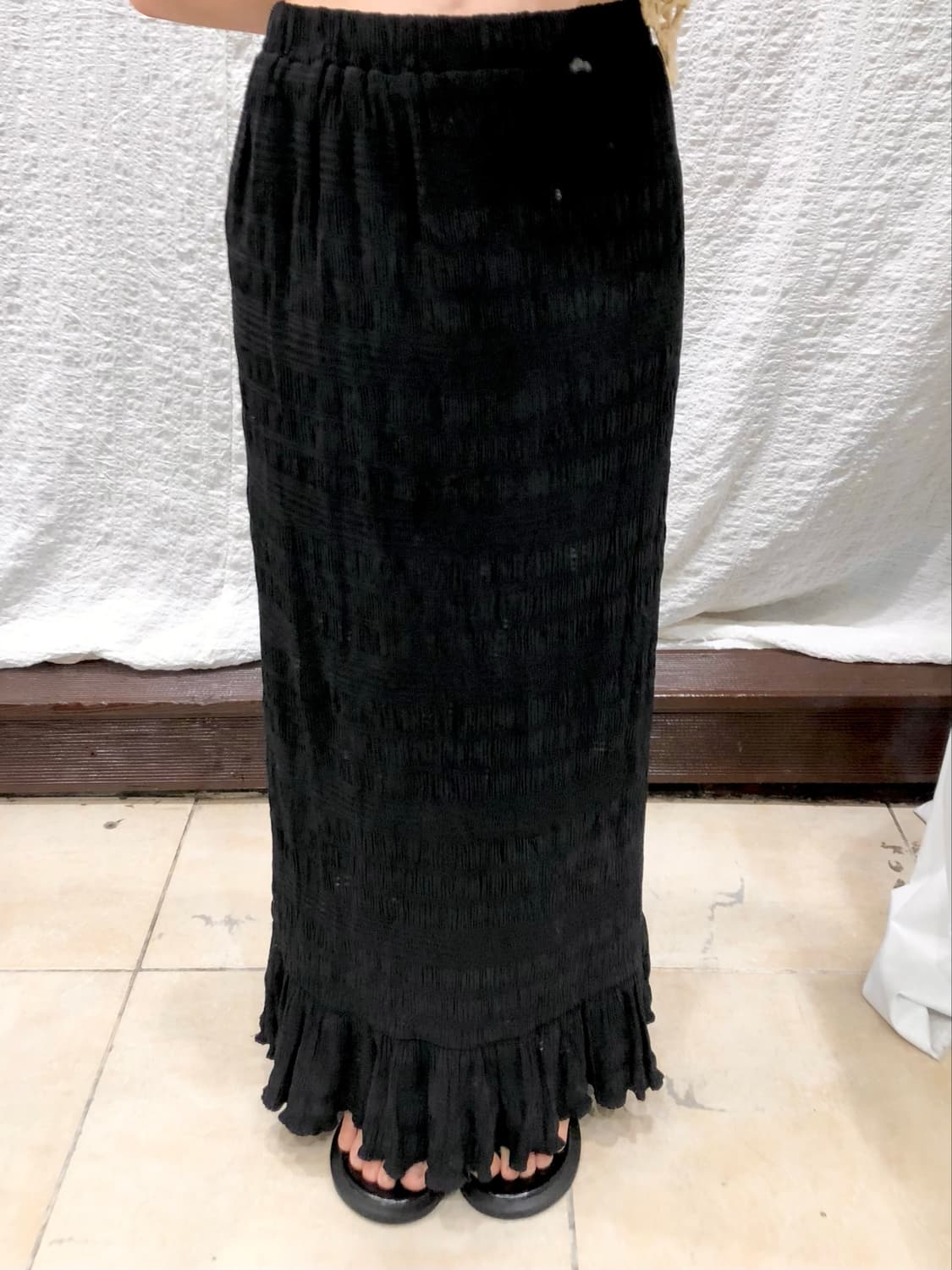 Black frill wrinkle long skirt 상품이미지5