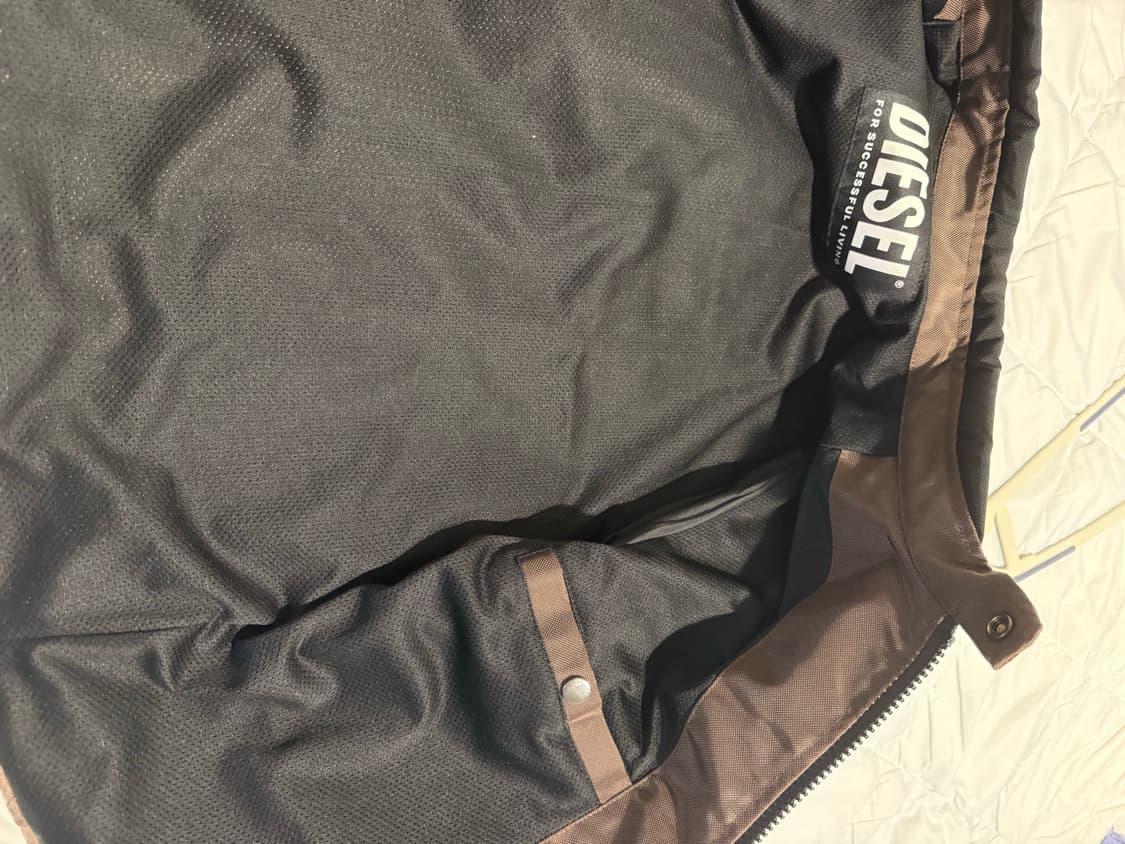 디젤 J-블링크 컬러블록 나일론 바이커 자켓 블랙 브라운 상품이미지2