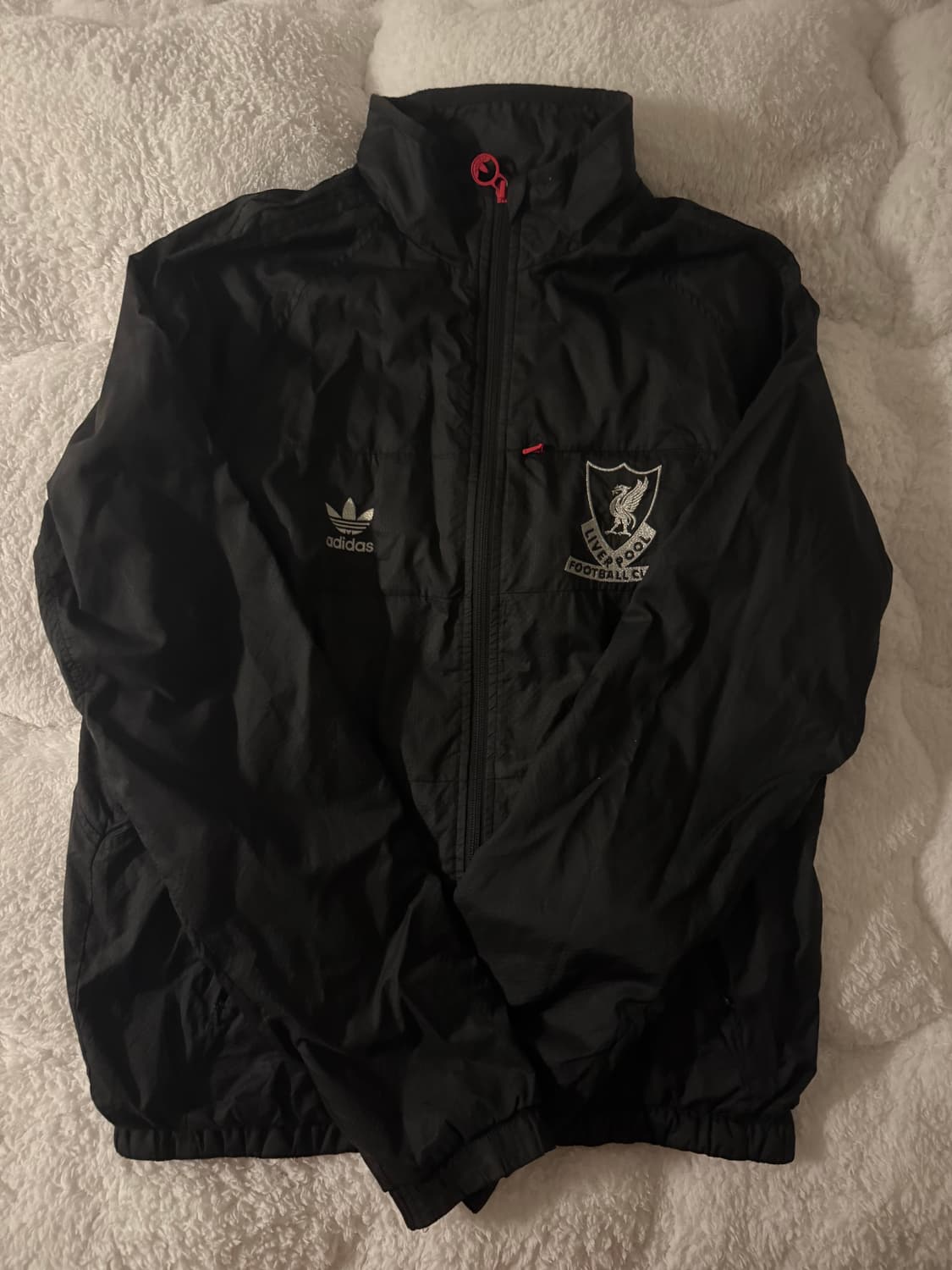 아디다스 리버풀 바람막이 블랙 레드 리버풀 상품이미지1