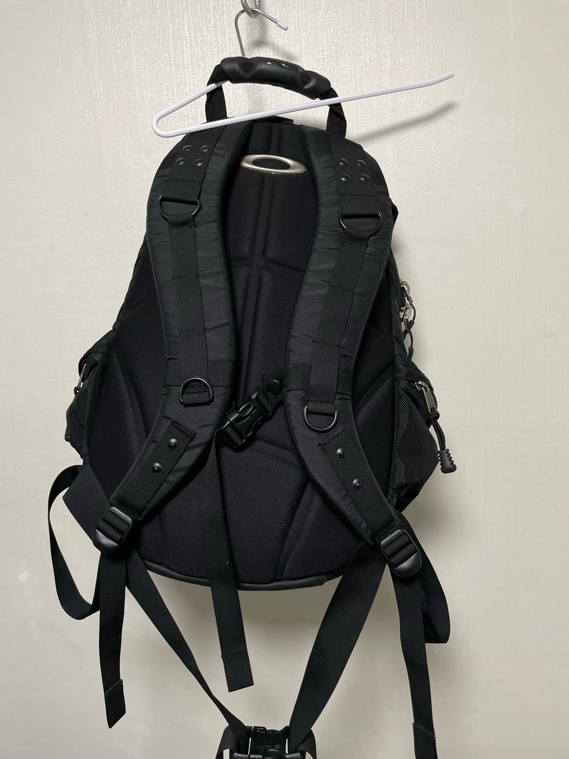 오클리 백팩 가방 배낭 아이콘 백팩 블랙 상품이미지4