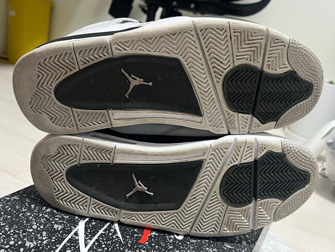 조던 4 레트로 화이트 블랙 270  상품이미지3