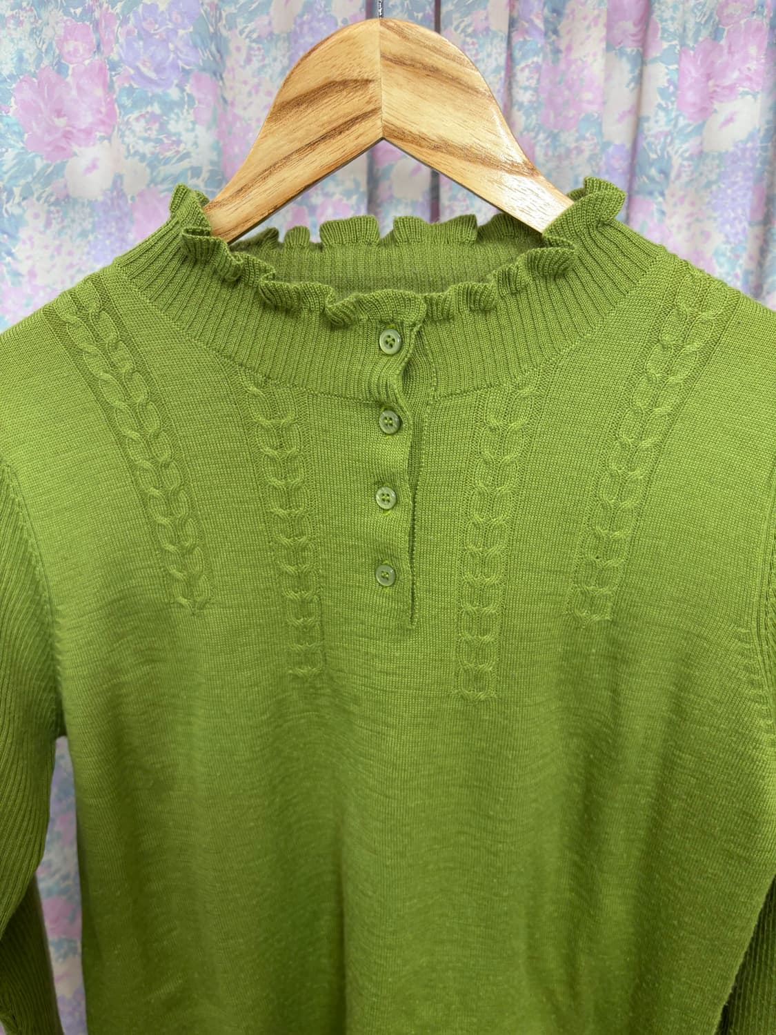 연두 버튼 긴소매 니트 상품이미지6