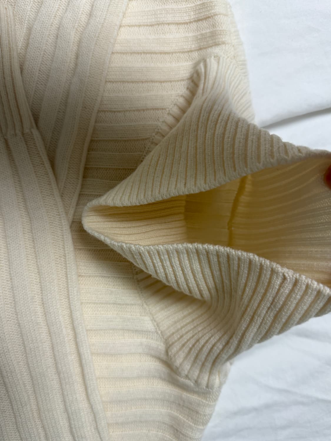 le917 리브드 터틀넥 + 머플러 상품이미지3