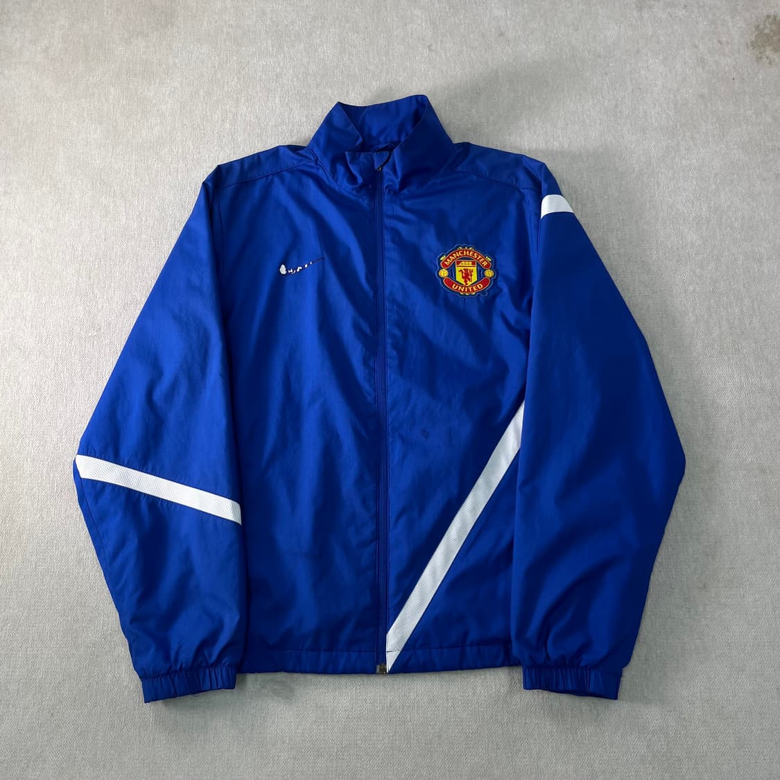 105 나이키 맨유 11-12 바람막이 자켓 상품이미지1