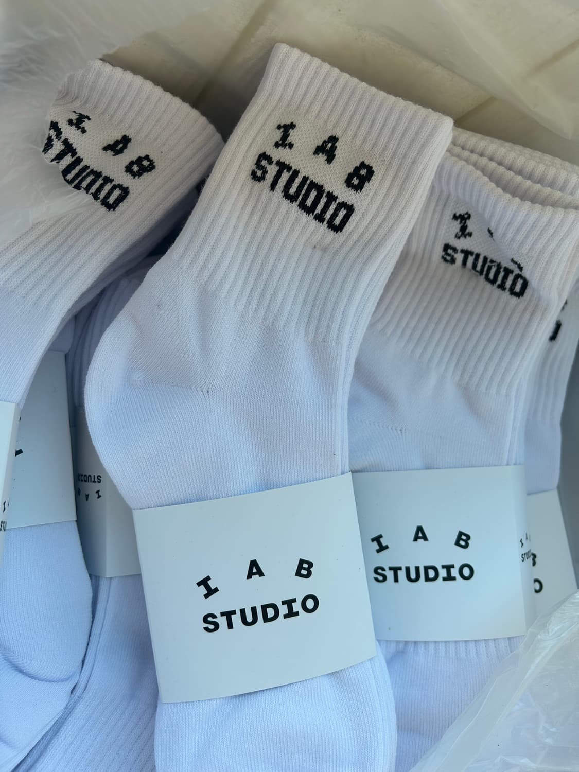 IAB STUDIO 흰색 양말 상품이미지2