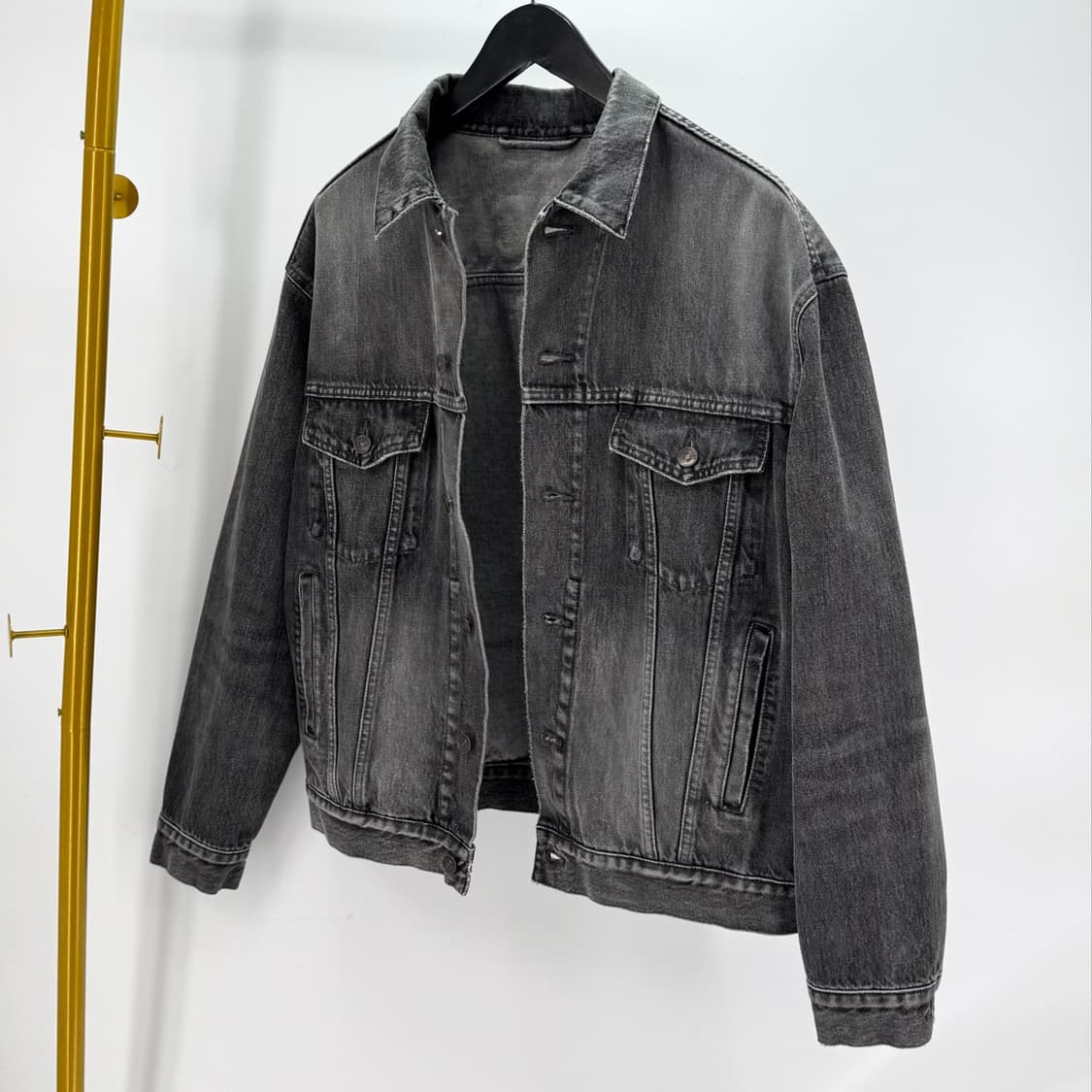 [34사이즈] 발렌시아가 백로고 데님 청 자켓 그레이 (519953) 상품이미지3