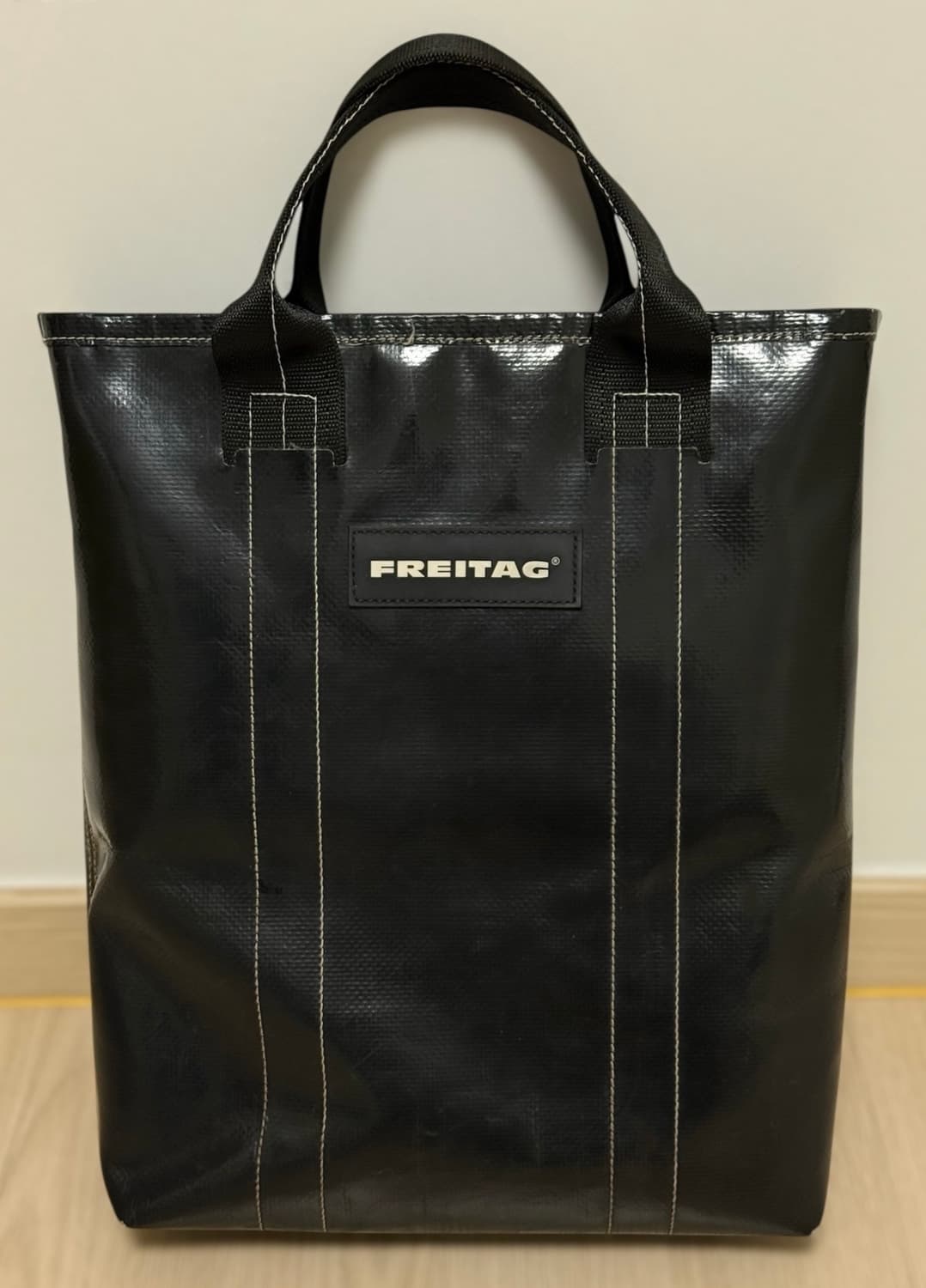 프라이탁 리랜드 올블랙 구버전 상품이미지1