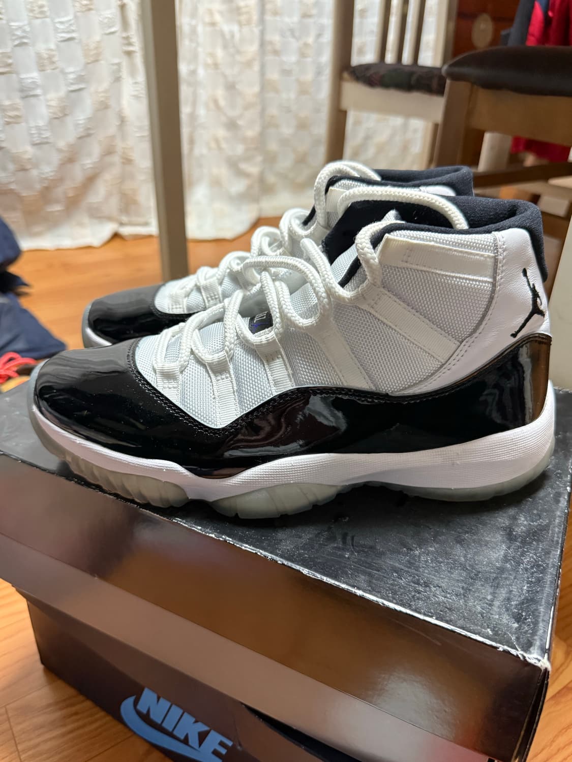 [사용감 적음] 조던11 콩코드 265 상품이미지1