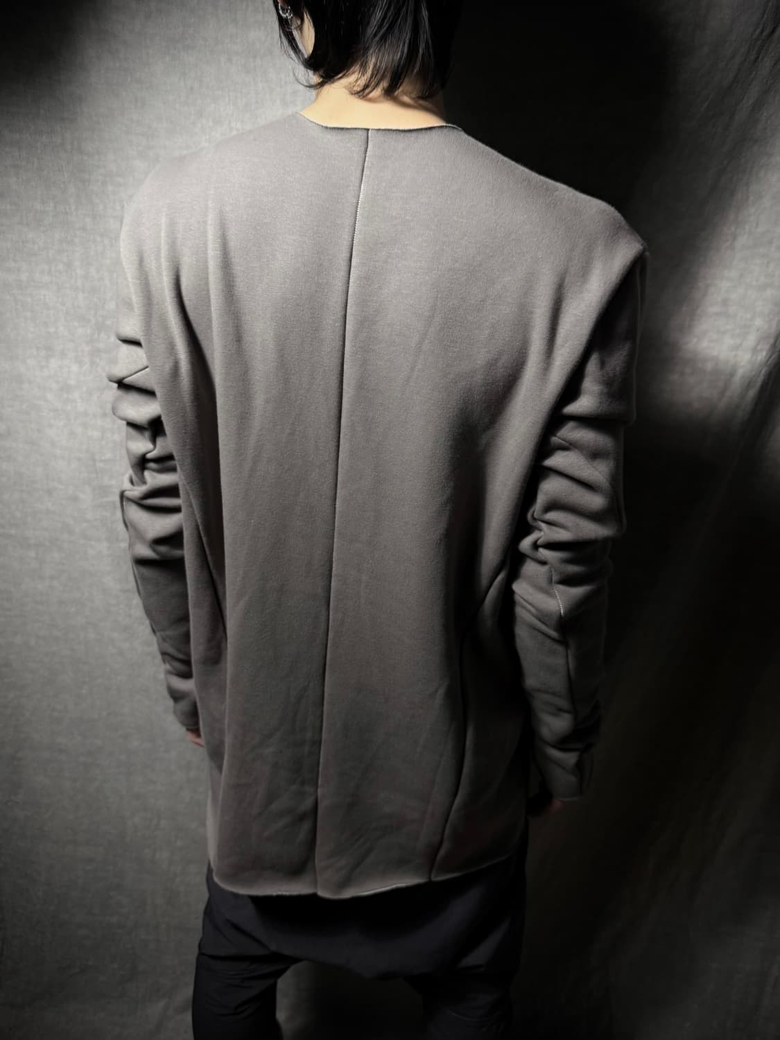 A.F ARTEFACT Anatomical Seam Sweatshirt  상품이미지1