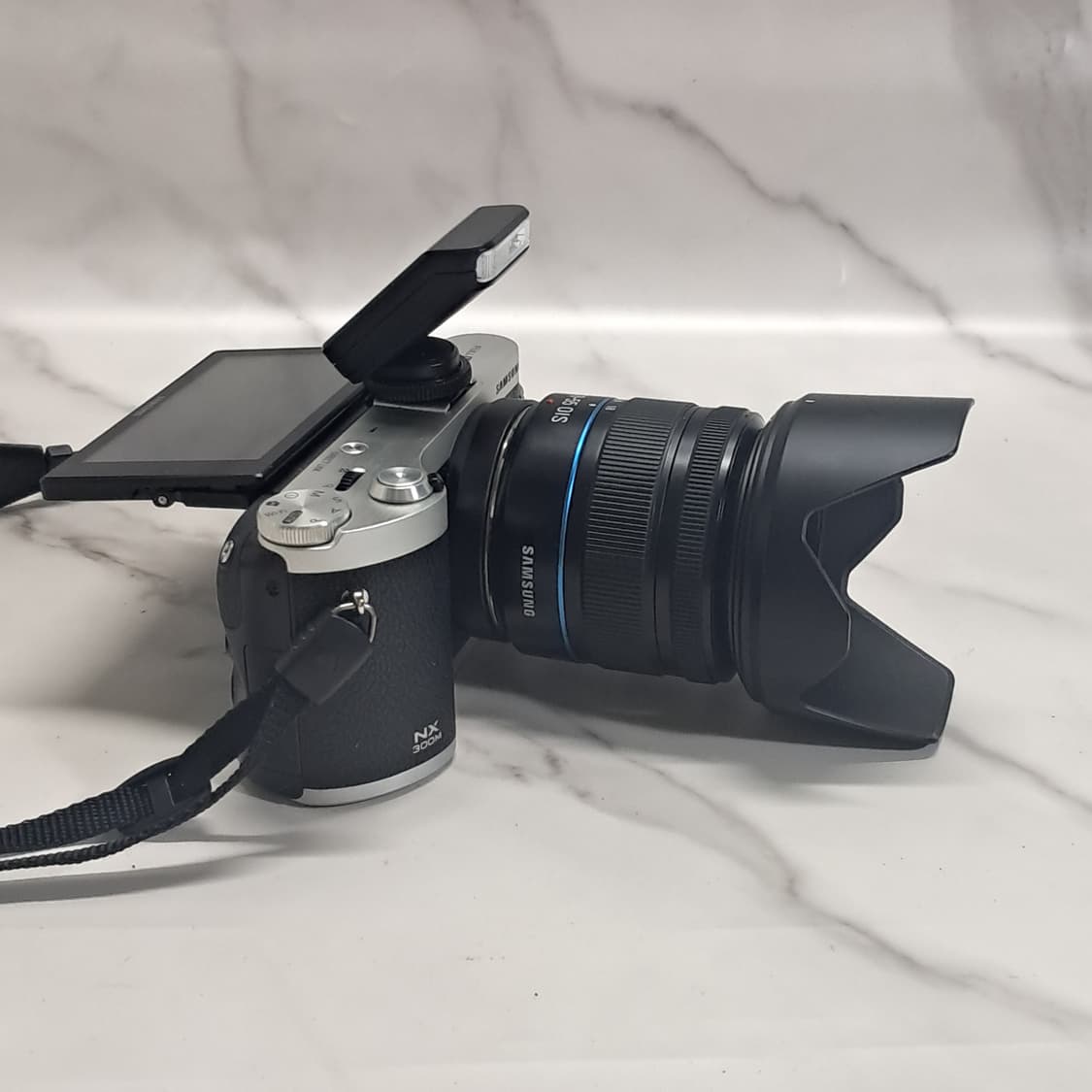 셀카가능) 삼성 미러리스 카메라 NX300M /18-55mm 렌즈 상품이미지2