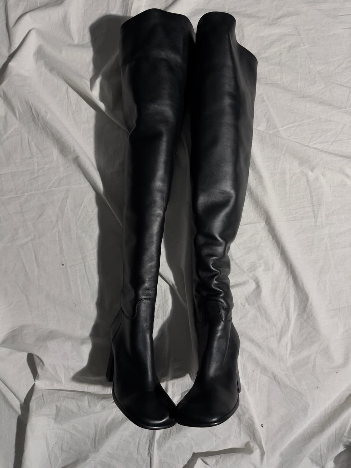 보테가베네타 슈링크레더 싸이하이 롱부츠 상품이미지2