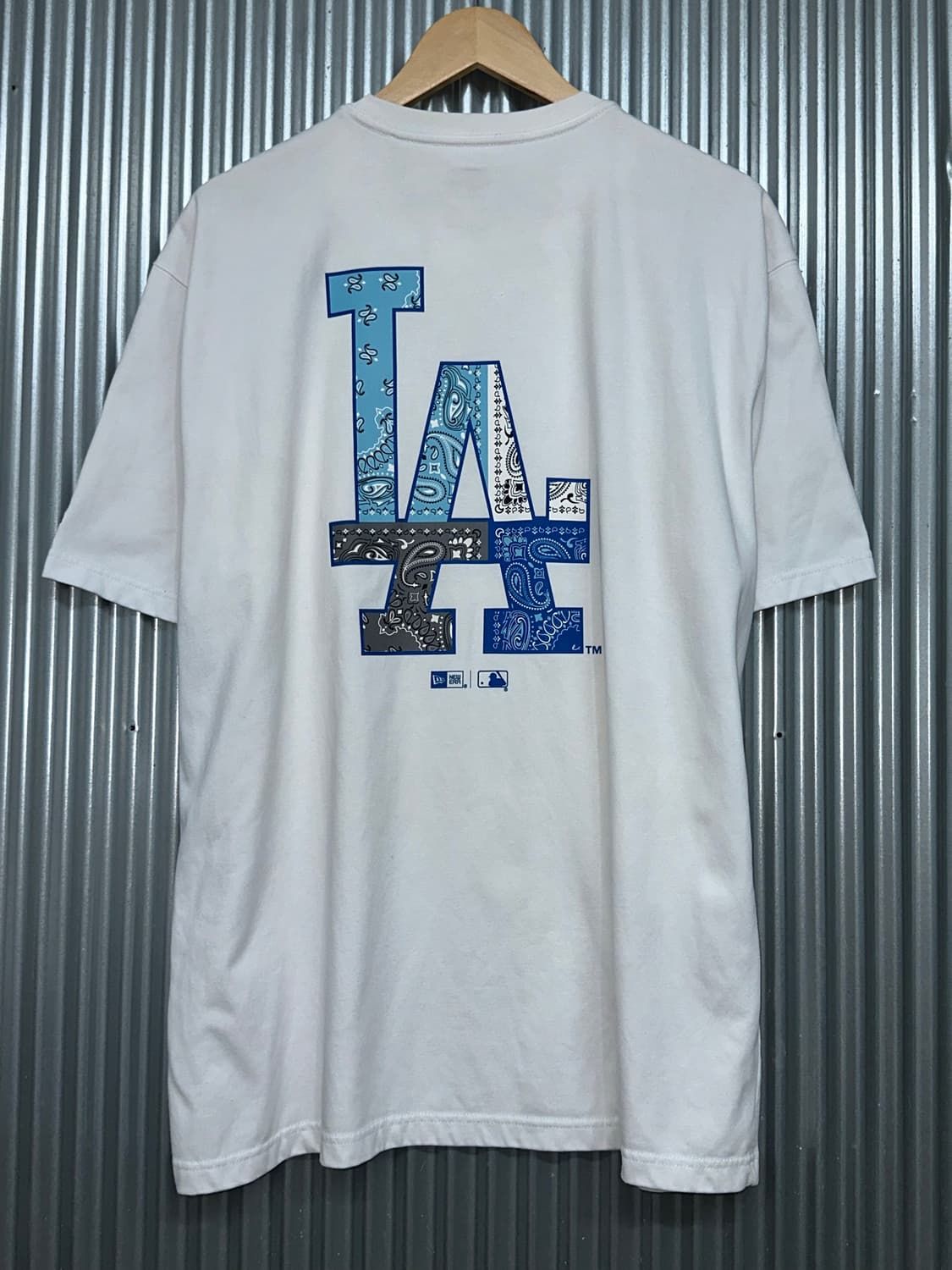 [XXL] 뉴에라 LA 다저스 페이즐리 그래픽 티셔츠 화이트  상품이미지2