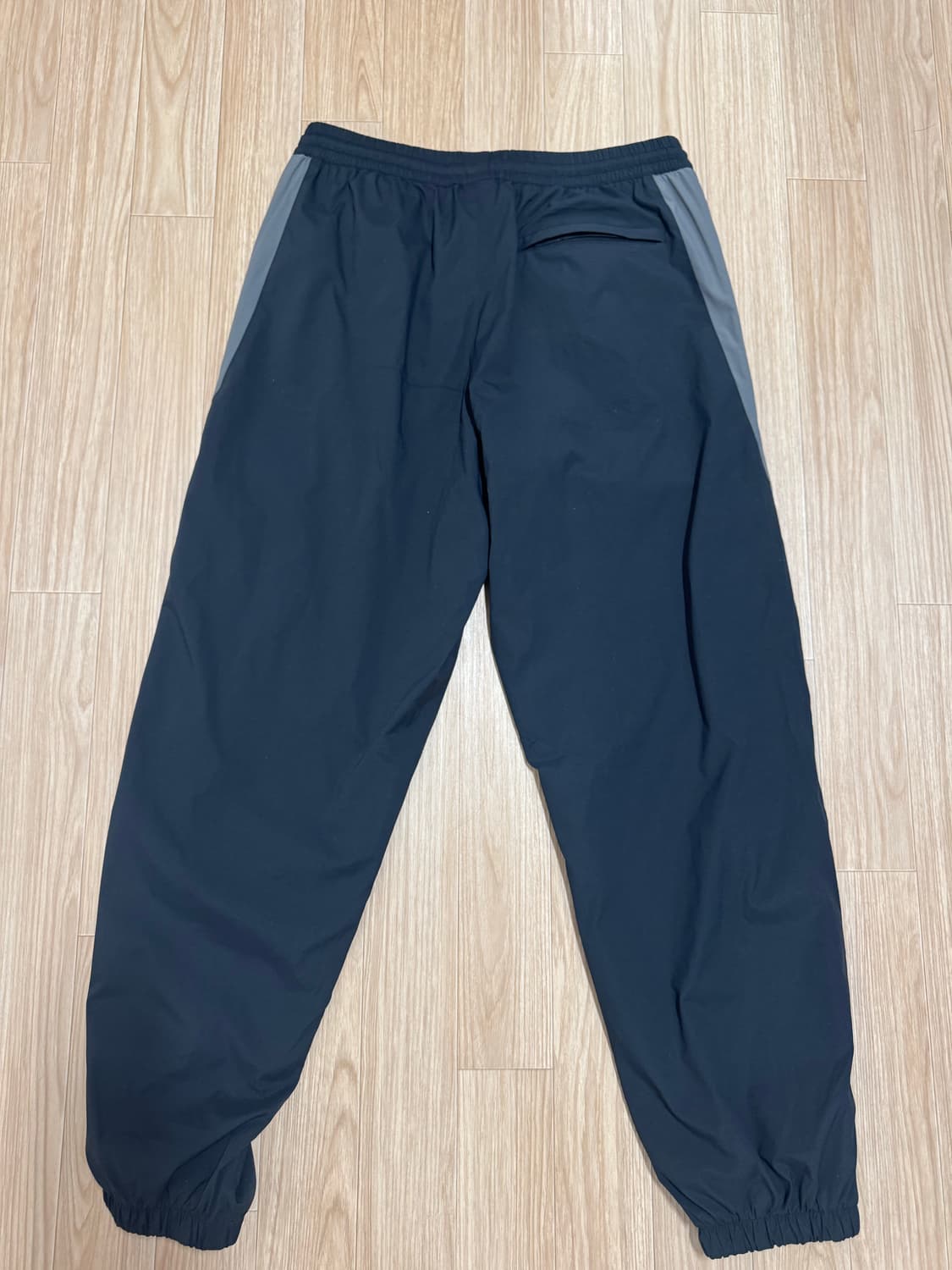 팔라스 트랙팬츠 상품이미지5