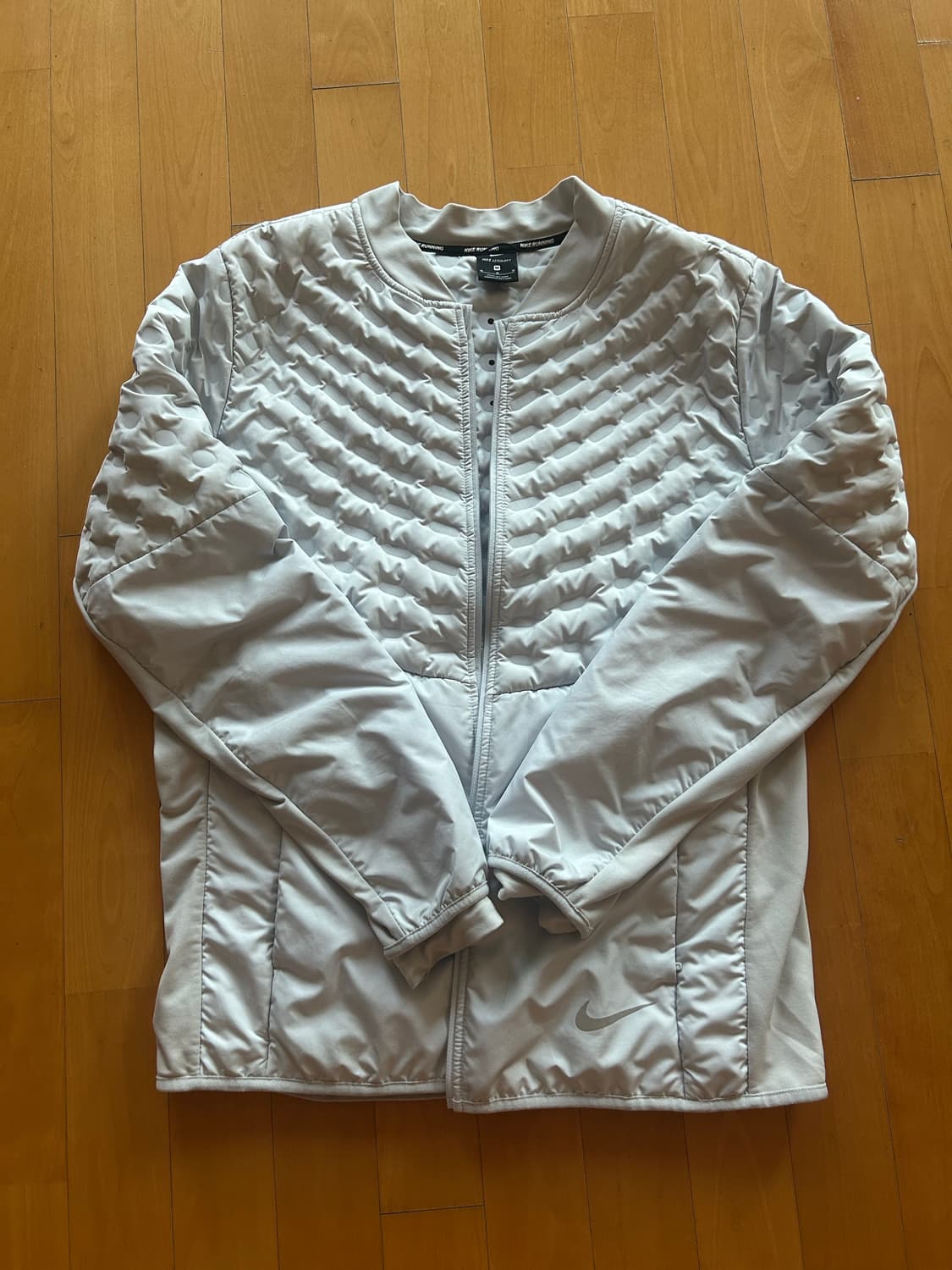 나이키 에어로로프트 자켓 경량패딩M 상품이미지1
