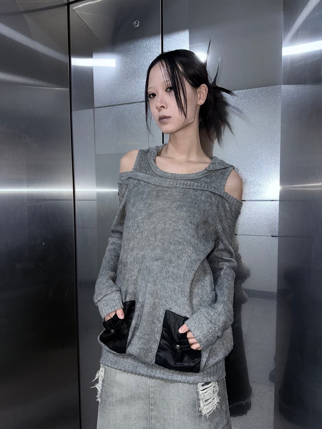 layered off shoulder hoodie 상품이미지1