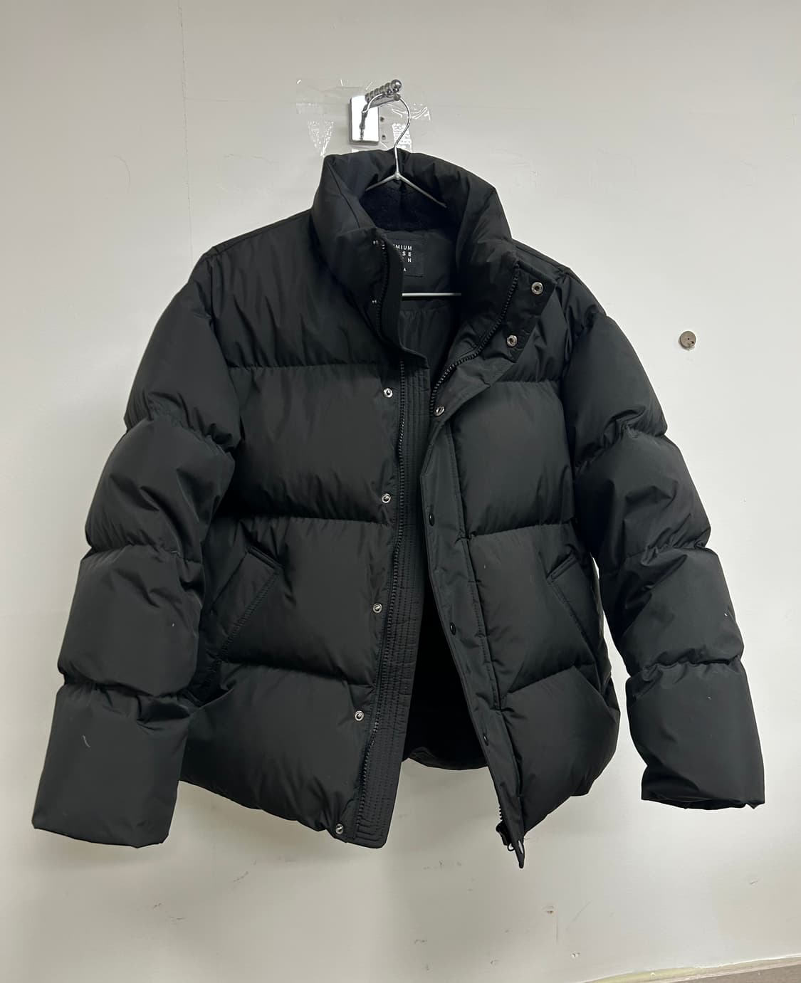 퓨어다 구스다운 숏패딩 블랙 상품이미지1