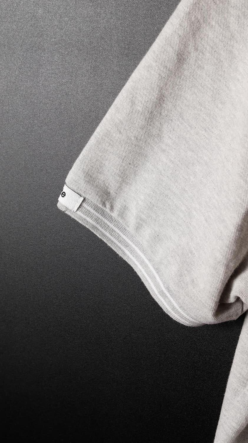 데상트 회색 카라티 상품이미지9