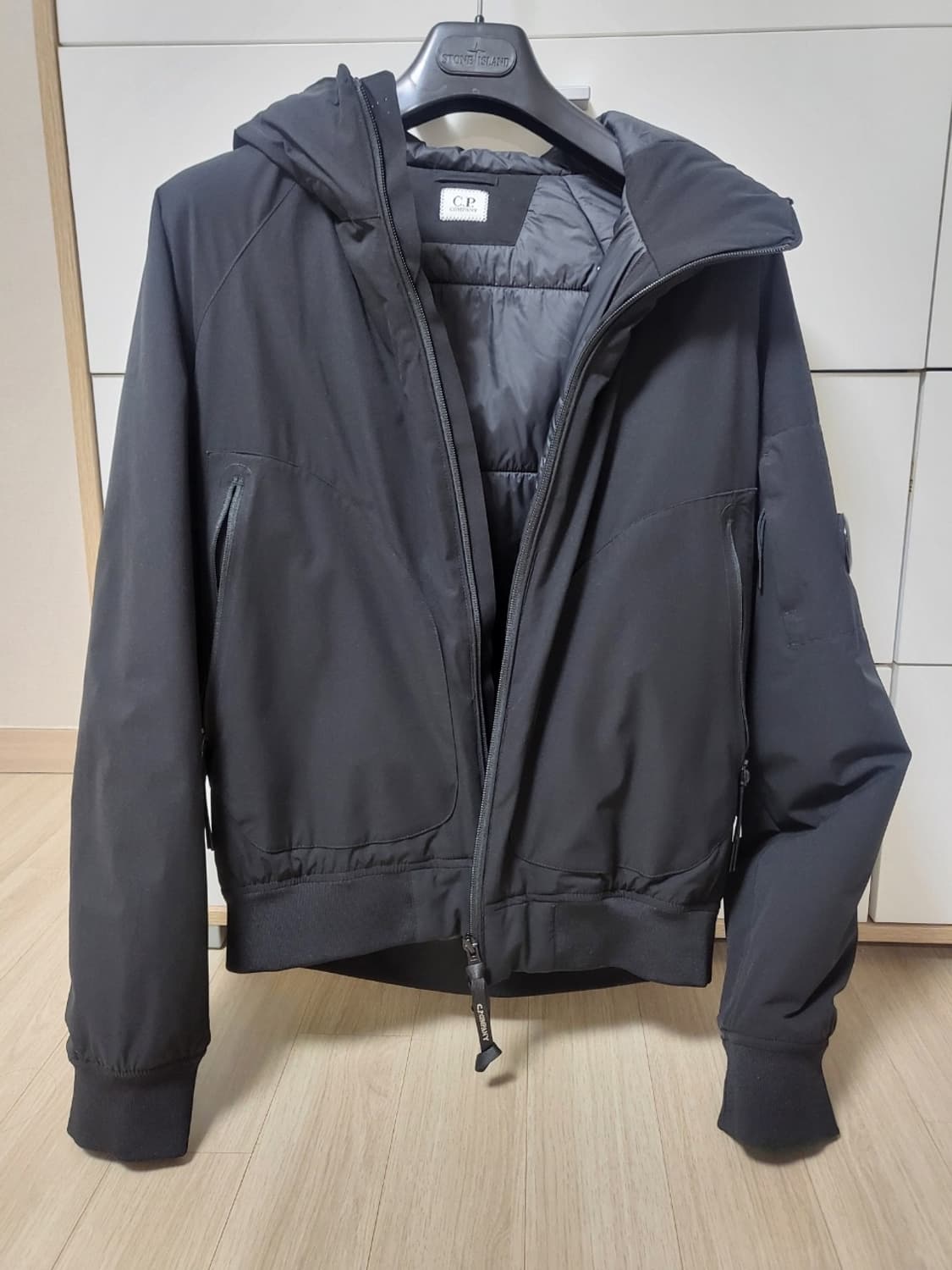 CP컴퍼니 프리마로프트 패딩자켓 상품이미지1