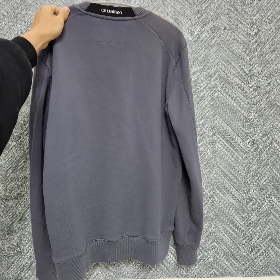 CP COMPANY 맨투맨 그레이 100 (L) 상품이미지4