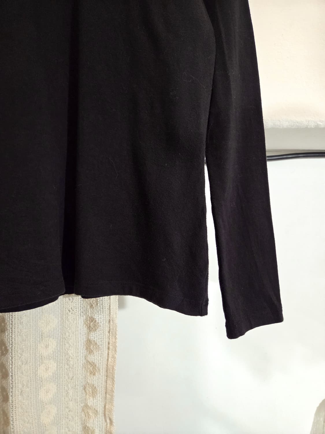 블랙 목폴라 슬리브 상품이미지3