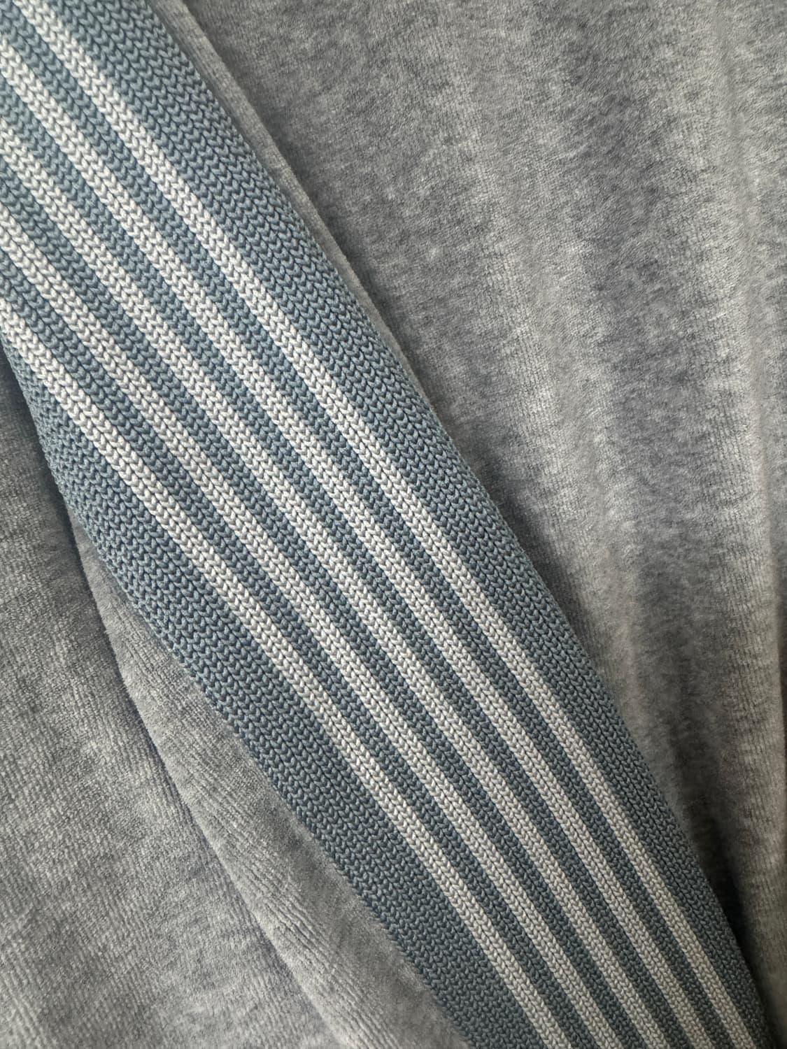 니들스 벨루어 후드 상품이미지4