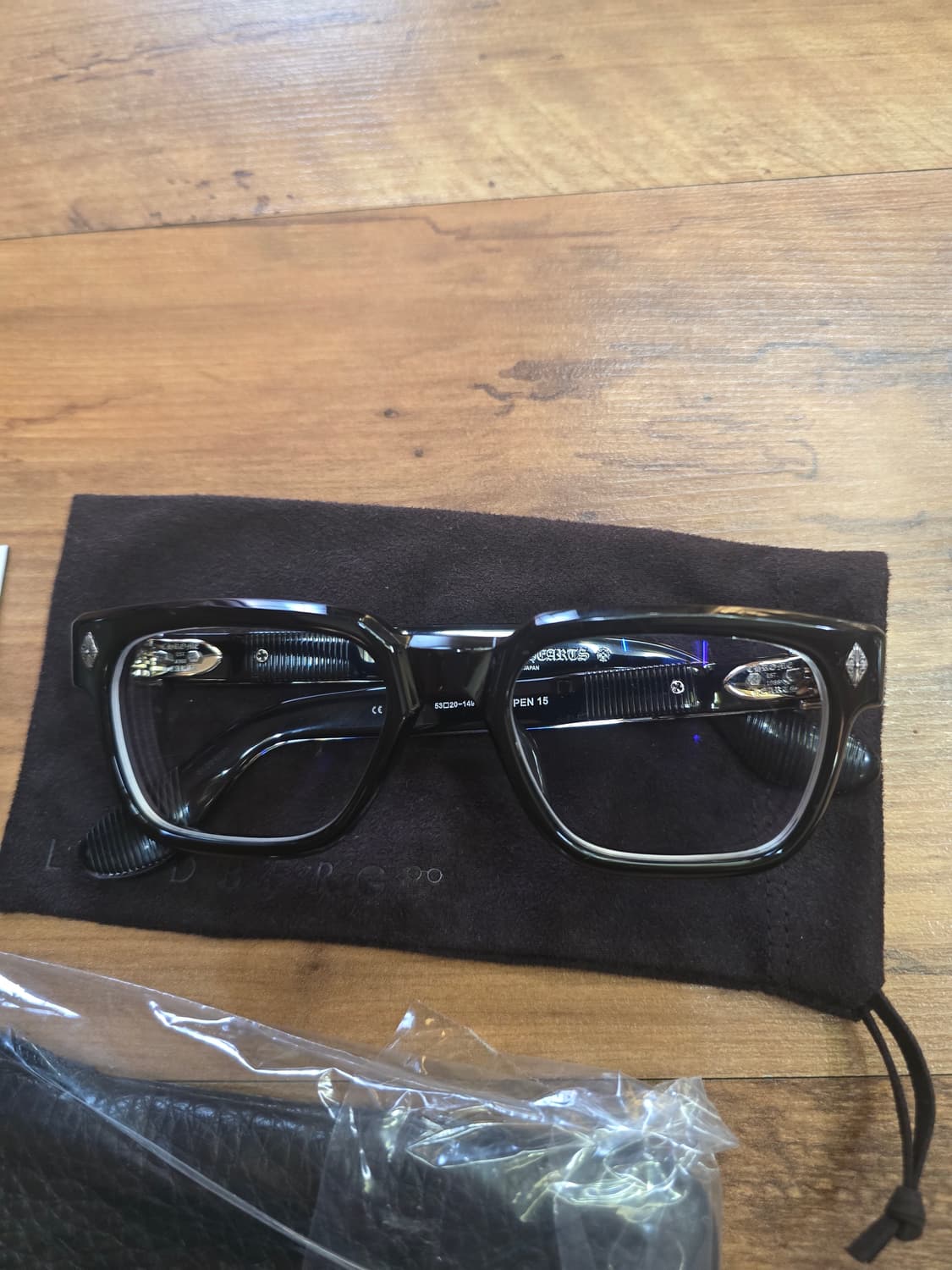 크롬하츠 pen15 안경  판매합니다 상품이미지3
