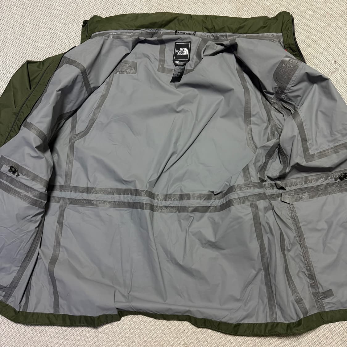 노스페이스 하이벤트 2.5L 심실링 바람막이 자켓 상품이미지5