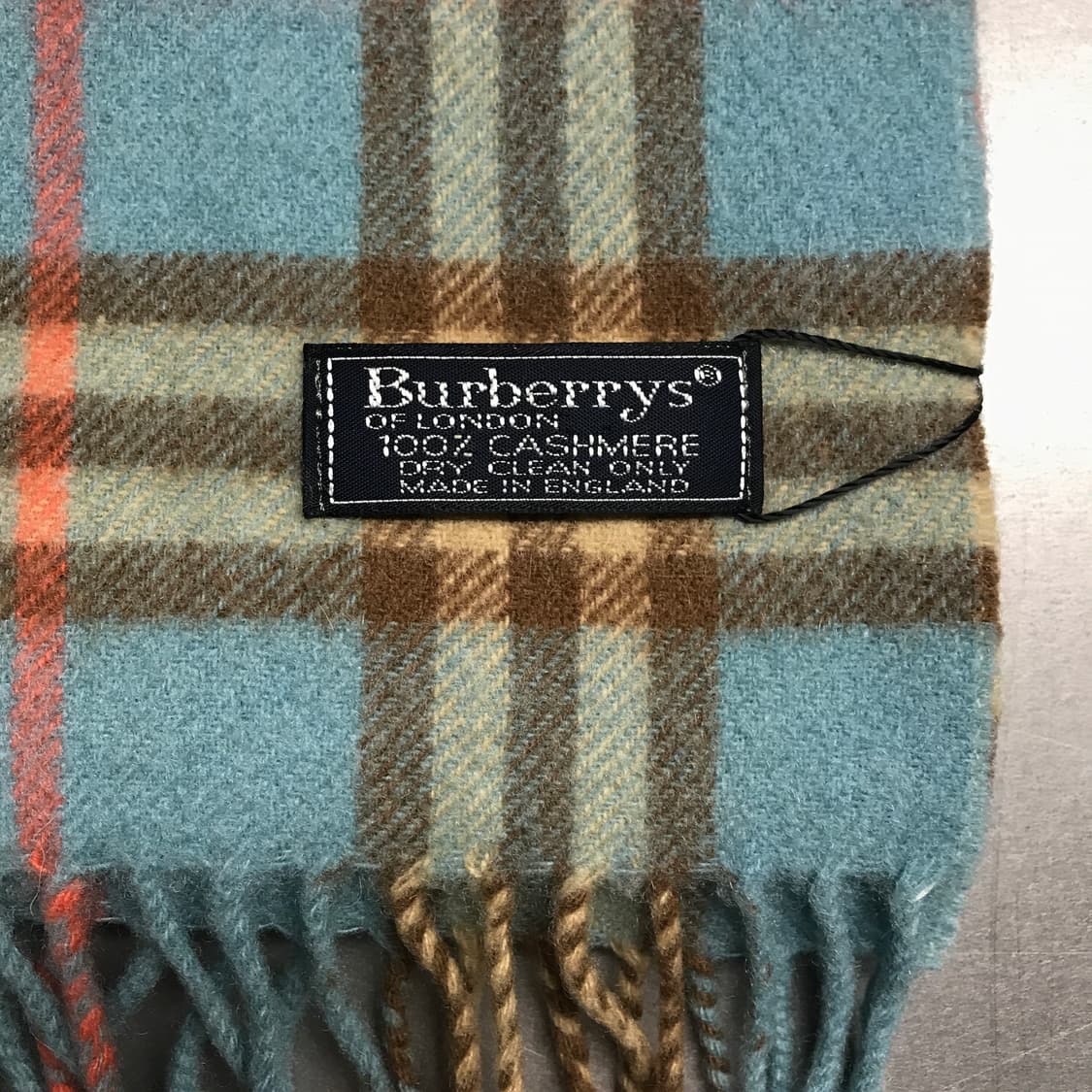 버버리 정품 캐시미어 머플러 상품이미지4