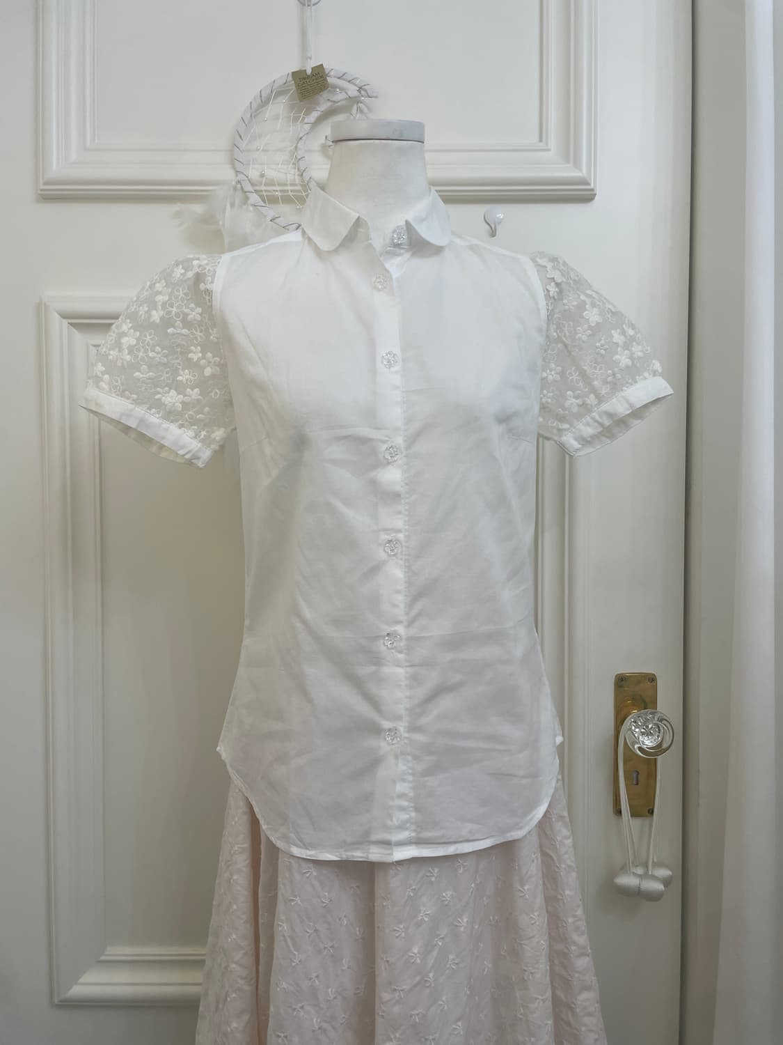 EARTH lace sleeve crystal flower button 상품이미지1