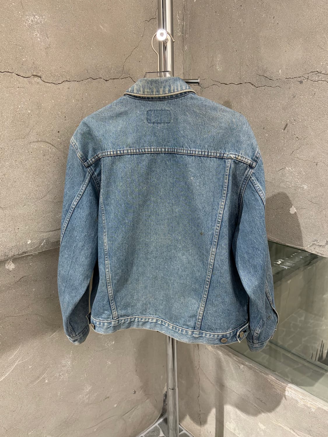 80‘s Levi’s Denim Trucker (Japan made) 상품이미지2