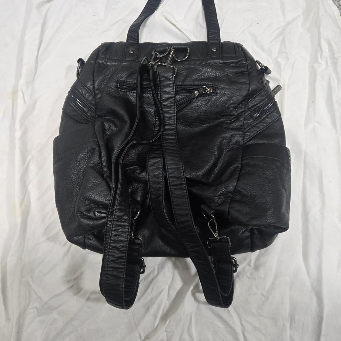 몽크로스 백팩몽크로스 백팩입니다
- 색상: 블랙
- 모델명: WBP244 상품이미지8